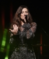 Idina2BMenzel2BIdina2BMenzel2BPerforms2BConcert2BHC8L1C8phCOx.jpg