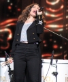 idina-menzel-4.jpg