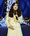 idina-menzel-rex-gallery-05.jpg