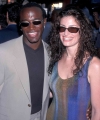 idina-menzel-taye-diggs-2-82f511175c9c4732a3dd9f7e4a60f47d.jpg