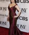 idina_menzel___tony_awards___002.jpg
